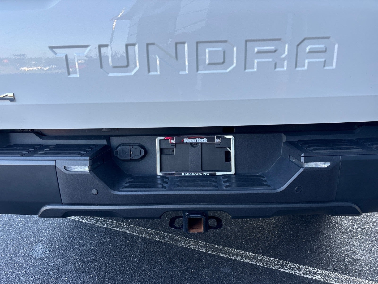 2022 Toyota Tundra 4WD SR5