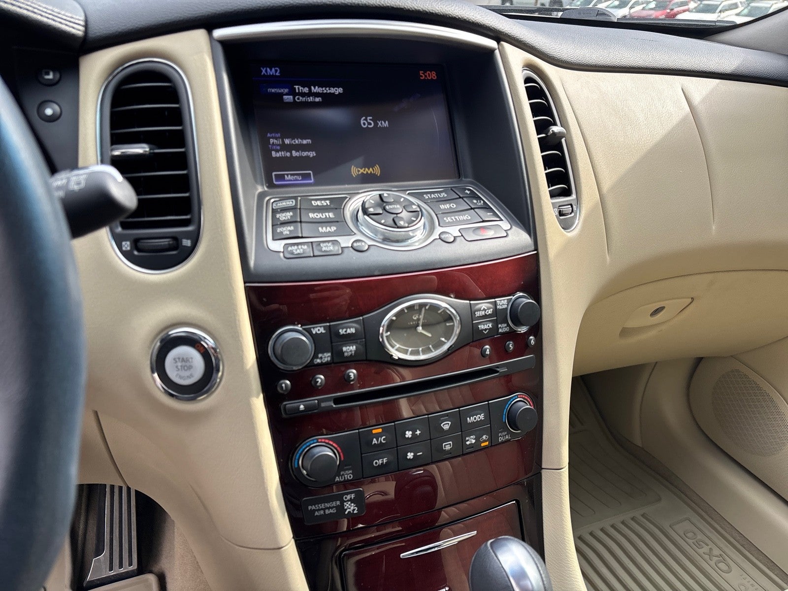 2016 INFINITI QX50 AWD 4dr