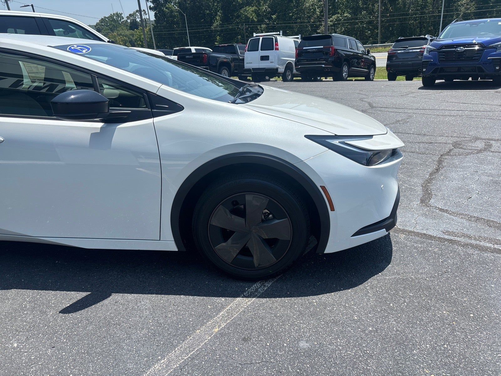 2025 Toyota Prius LE