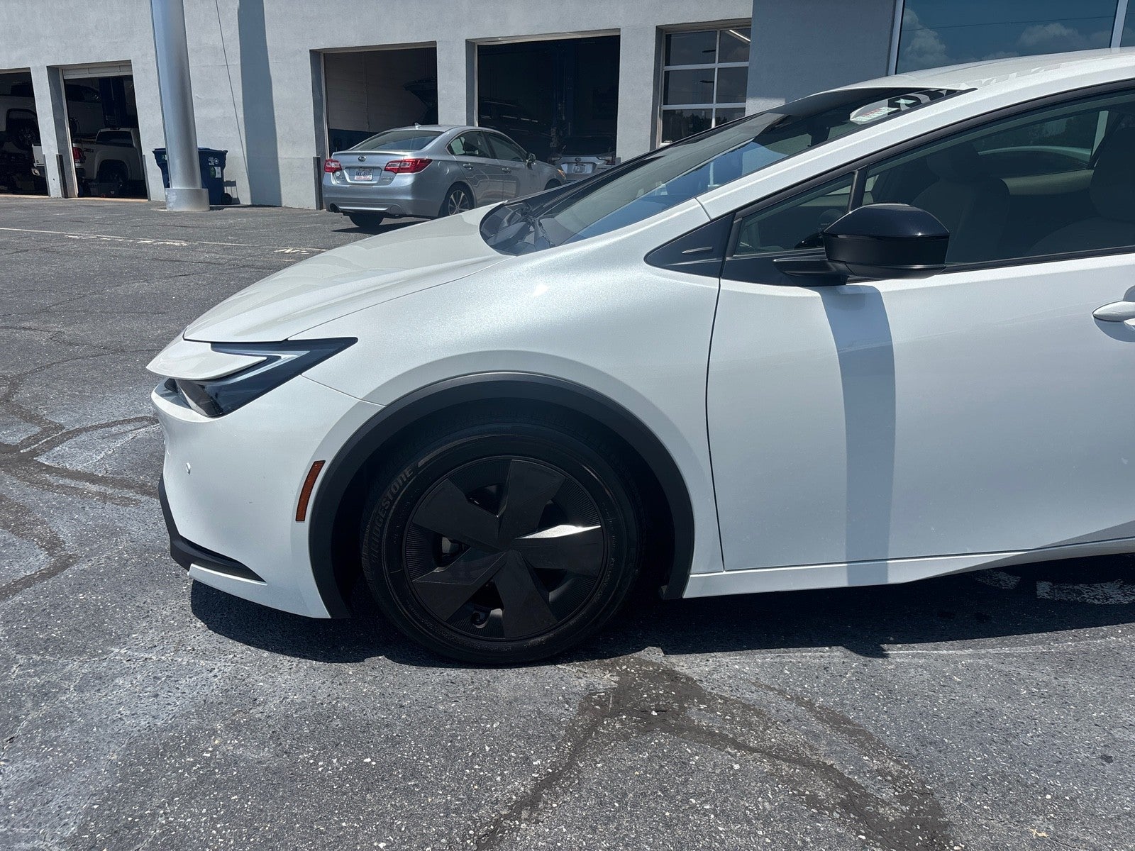 2025 Toyota Prius LE