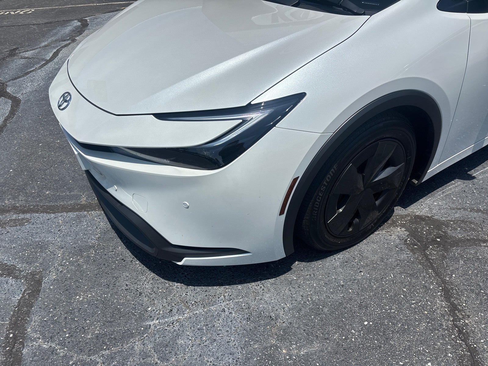 2025 Toyota Prius LE