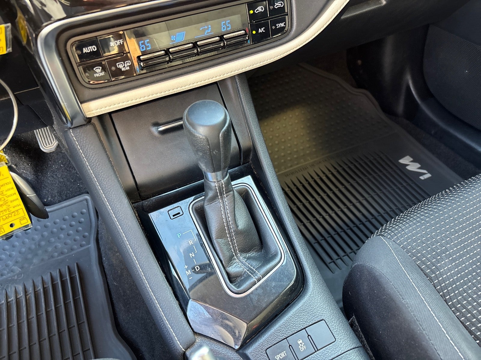 2016 Scion iM 5dr HB CVT (Natl)
