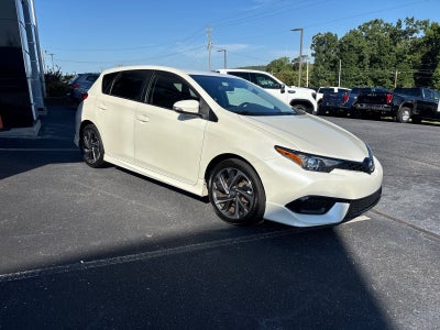 2016 Scion iM 5dr HB CVT (Natl)