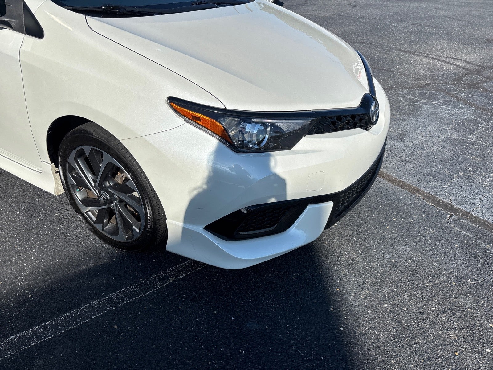 2016 Scion iM 5dr HB CVT (Natl)