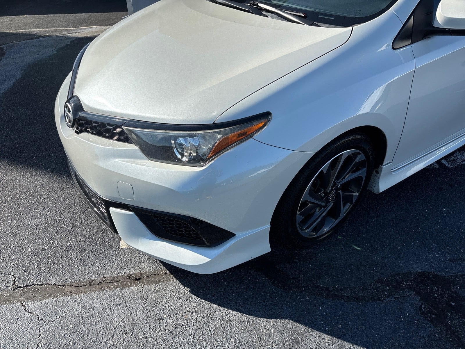 2016 Scion iM 5dr HB CVT (Natl)